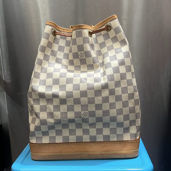 Louis Vuitton Azure bucket bag (AR0047) - Picture 4 of 17